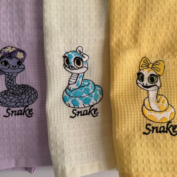 Set of 3 New Kitchen Towels 2025 Year of The Snake 40x60cm Embroidery Cotton - Picture 2 of 9